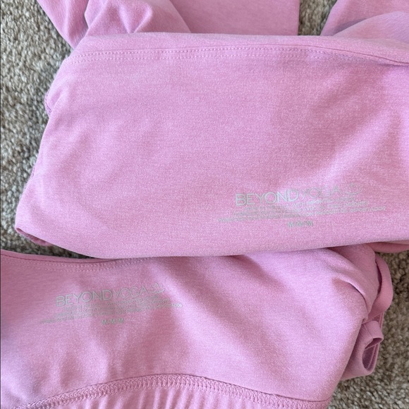 Pink Beyond Yoga Sports Bra and Leggings Set - Picture 6 of 6